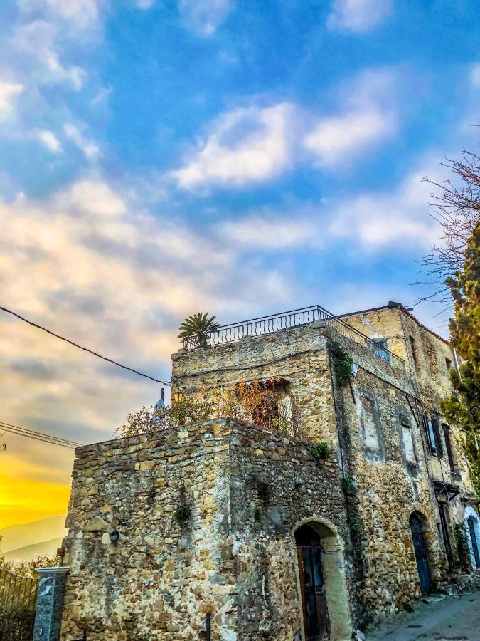 Ferienwohnung La Casa Di Vasco Bussana Vecchia Sanremo Exterior foto